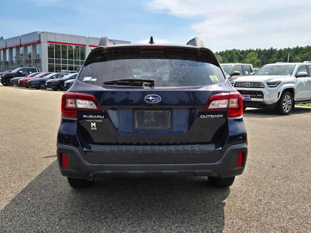 Used 2018 Subaru Outback 2.5i SUV