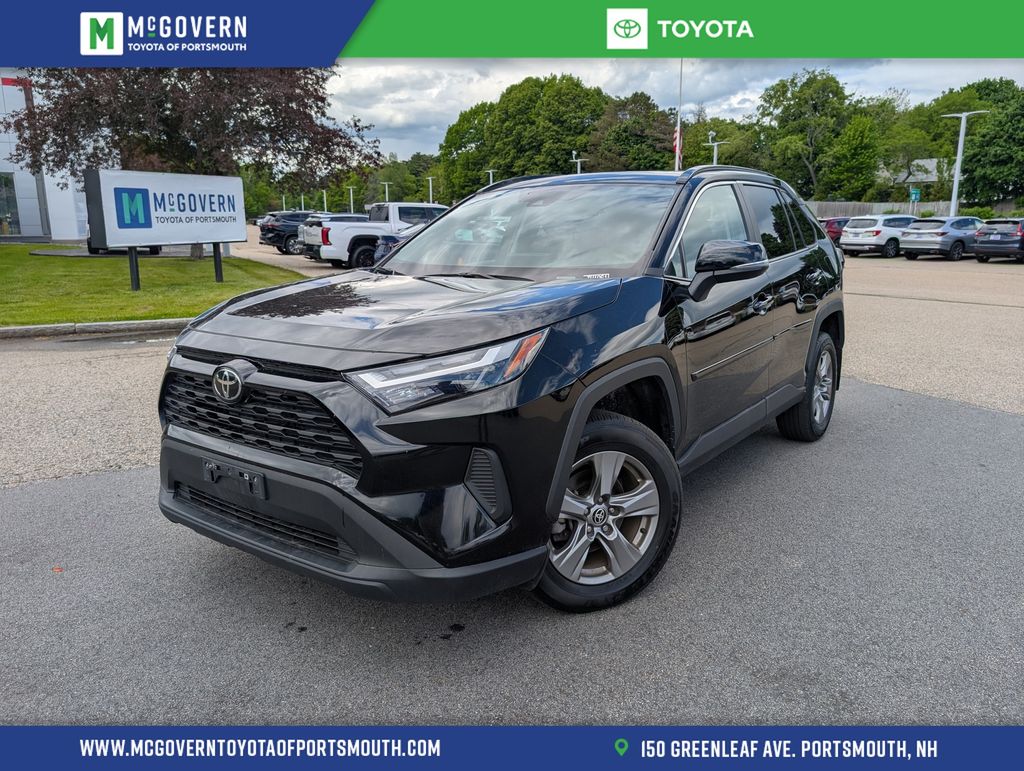 2024 Toyota RAV4 XLE AWD's photo