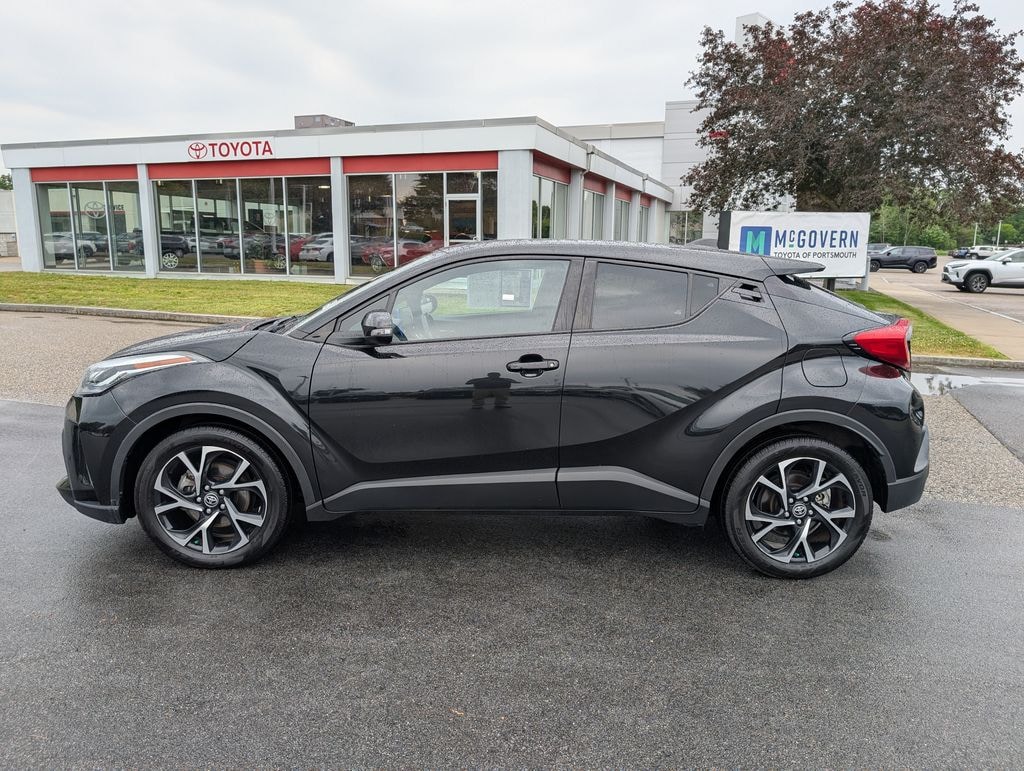 Used 2022 Toyota C-HR XLE SUV