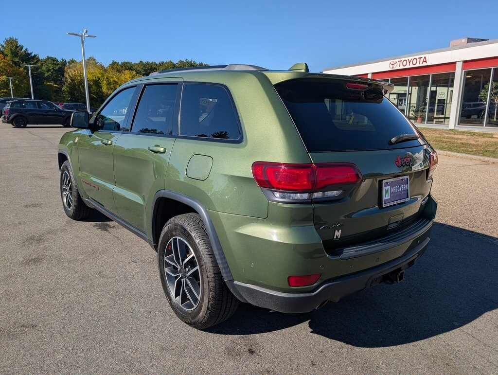2020 Jeep Grand Cherokee Trailhawk photo 3