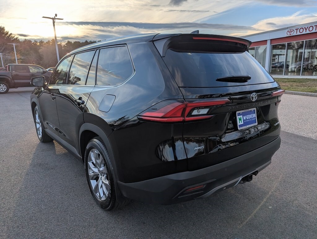 2026 Toyota Grand Highlander Limited photo 3