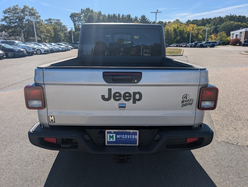 2022 Jeep Gladiator Willys photo 4