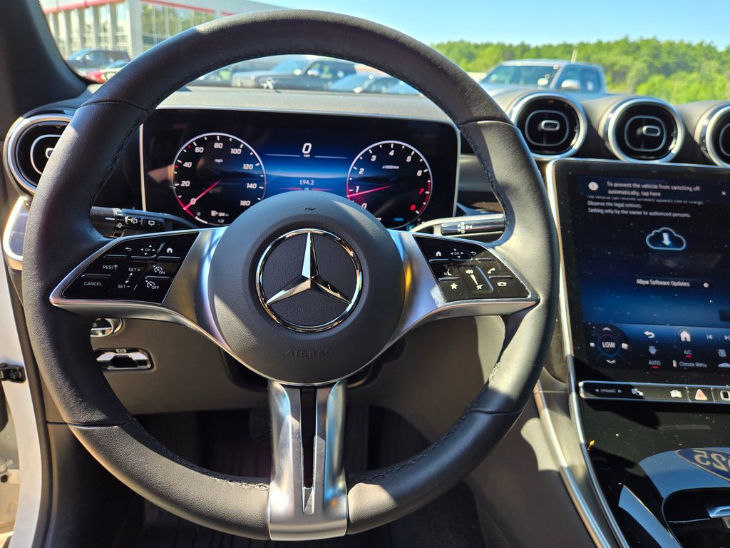 2025 Mercedes-Benz GLC Base - Photo 19