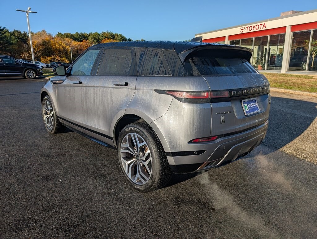 2023 Land Rover Range Rover Evoque R-Dynamic SE photo 2