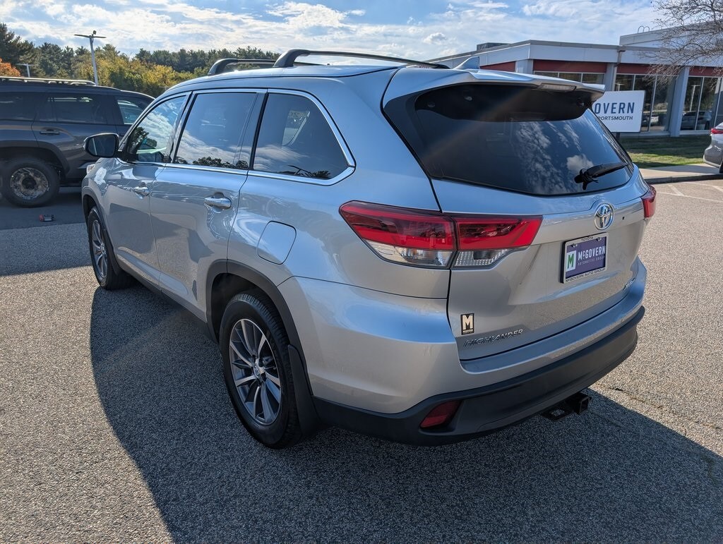 2019 Toyota Highlander XLE photo 3