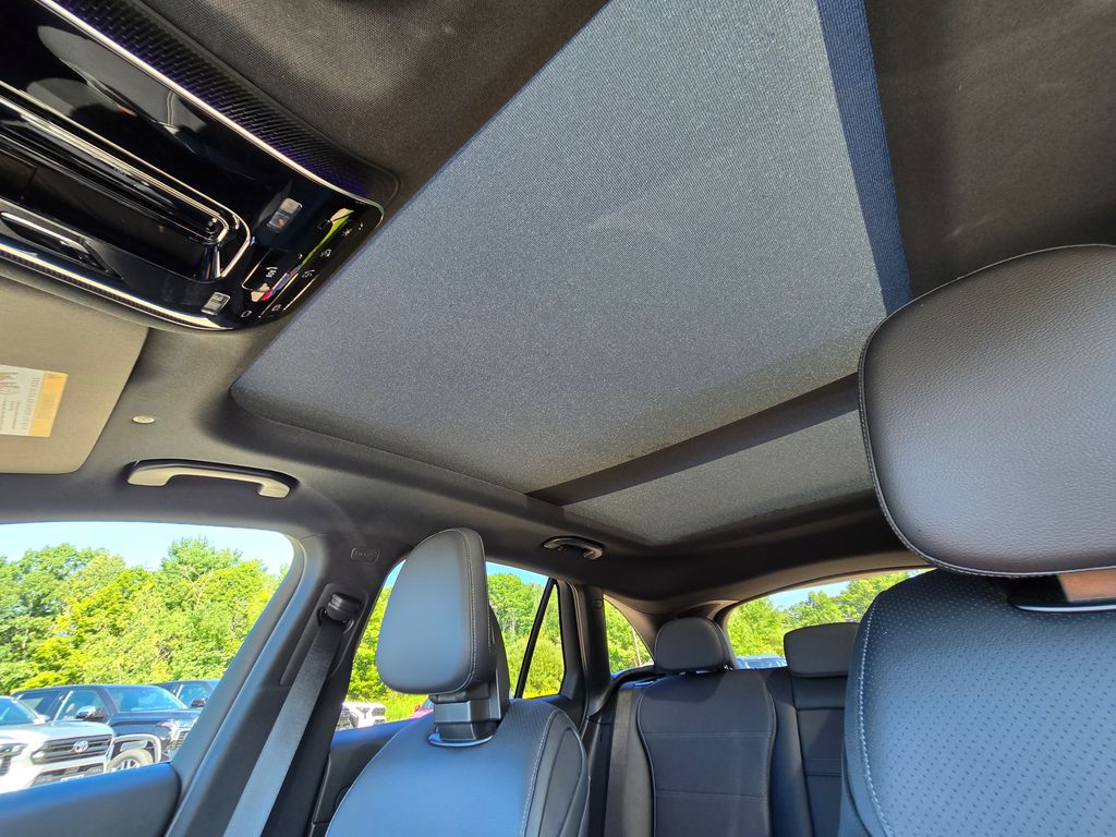 2025 Mercedes-Benz GLC Base - Photo 26