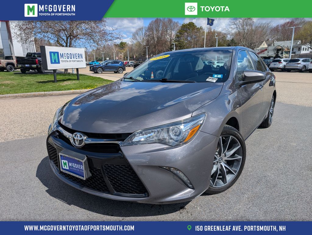2016 Toyota Camry XSE