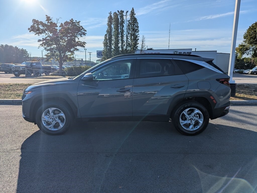 2024 Hyundai Tucson SEL photo 2