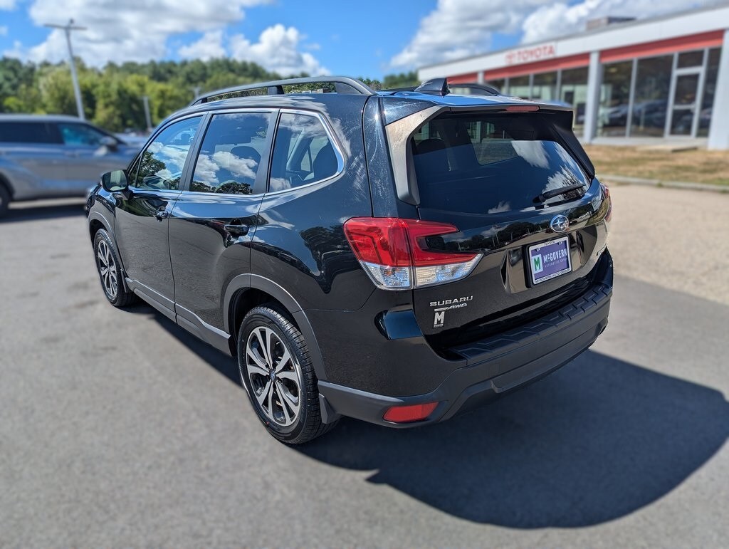 2020 Subaru Forester Limited photo 2