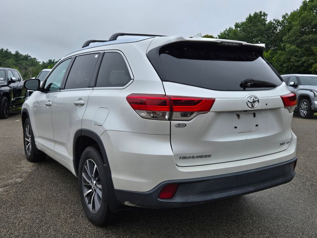 Used 2017 Toyota Highlander XLE SUV