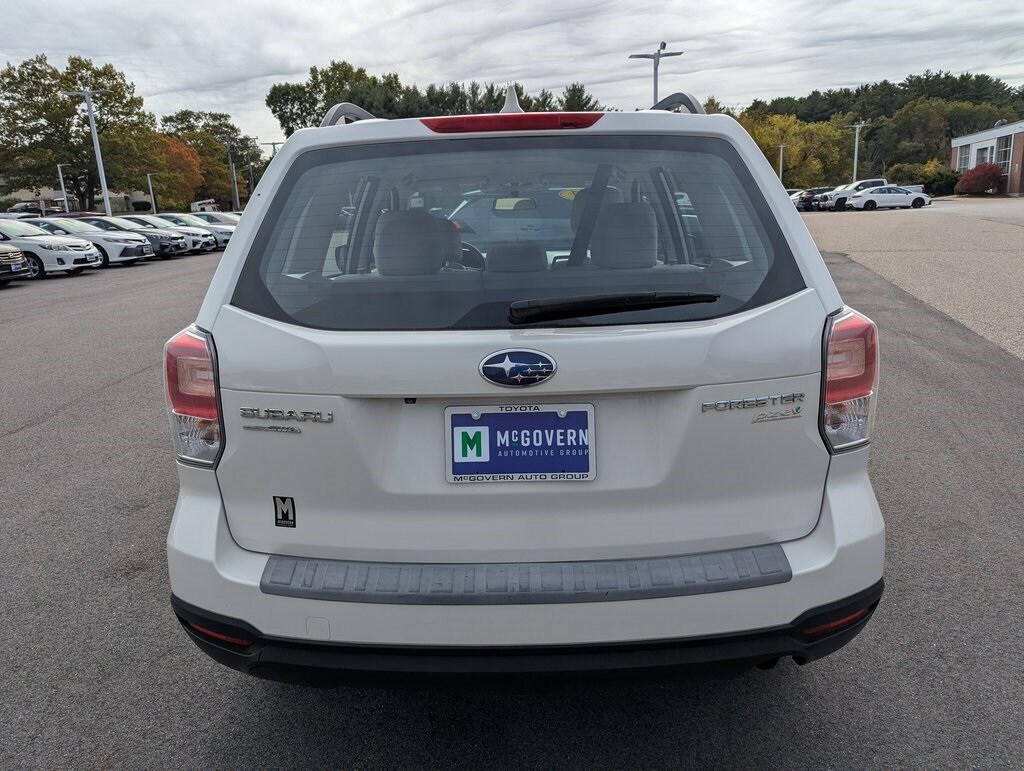 2017 Subaru Forester 2.5i photo 3