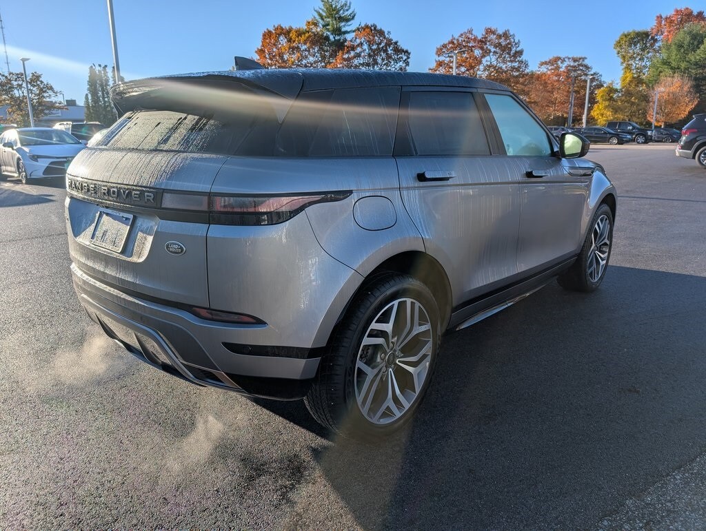 2023 Land Rover Range Rover Evoque R-Dynamic SE photo 4
