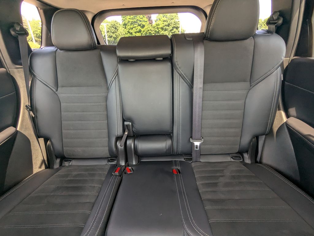 2024 Mitsubishi Outlander SE - Photo 18