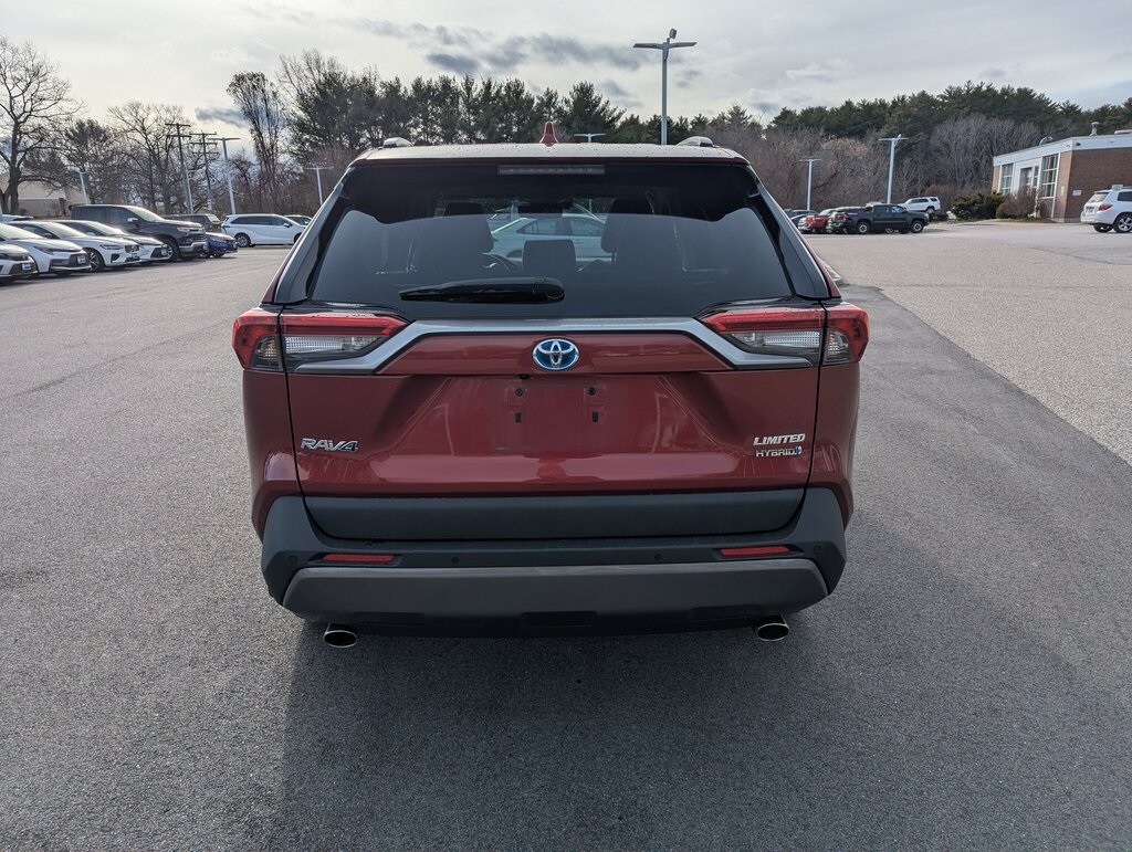 2021 Toyota RAV4 Hybrid Limited photo 3