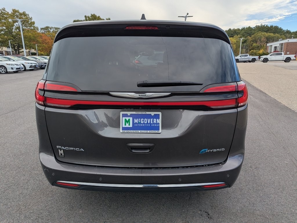 Used 2023 Chrysler Pacifica Hybrid Limited Minivan/Van