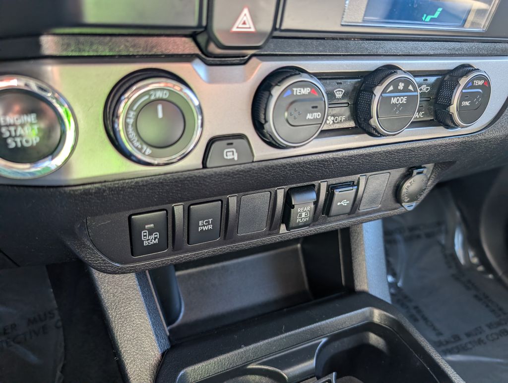 2023 Toyota Tacoma SR5 - Photo 21