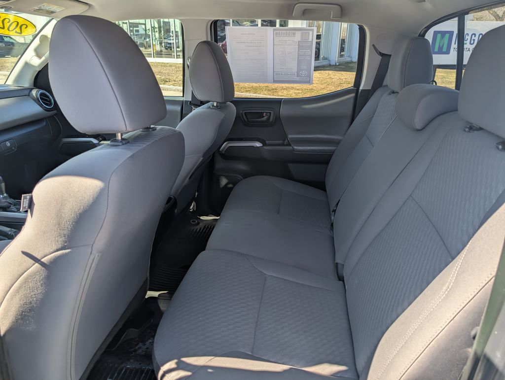 2023 Toyota Tacoma SR5 - Photo 19