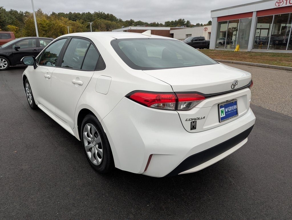 Used 2022 Toyota Corolla LE Sedan