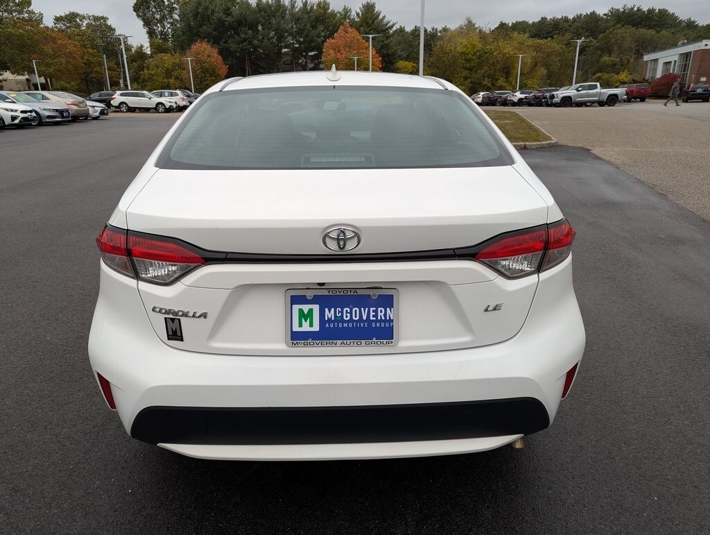 2022 Toyota Corolla LE photo 4