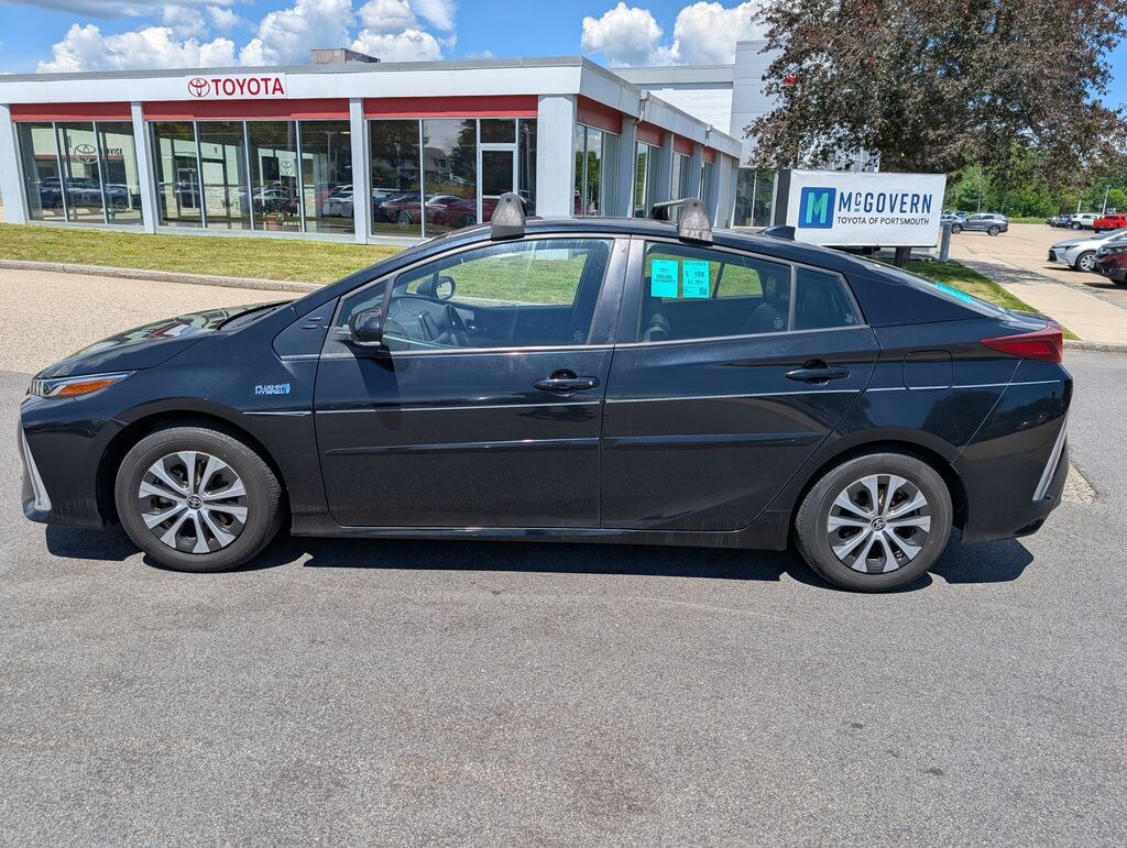 Used 2021 Toyota Prius Prime XLE Hatchback