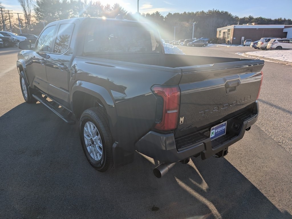 Used 2025 Toyota Tacoma SR5 Truck