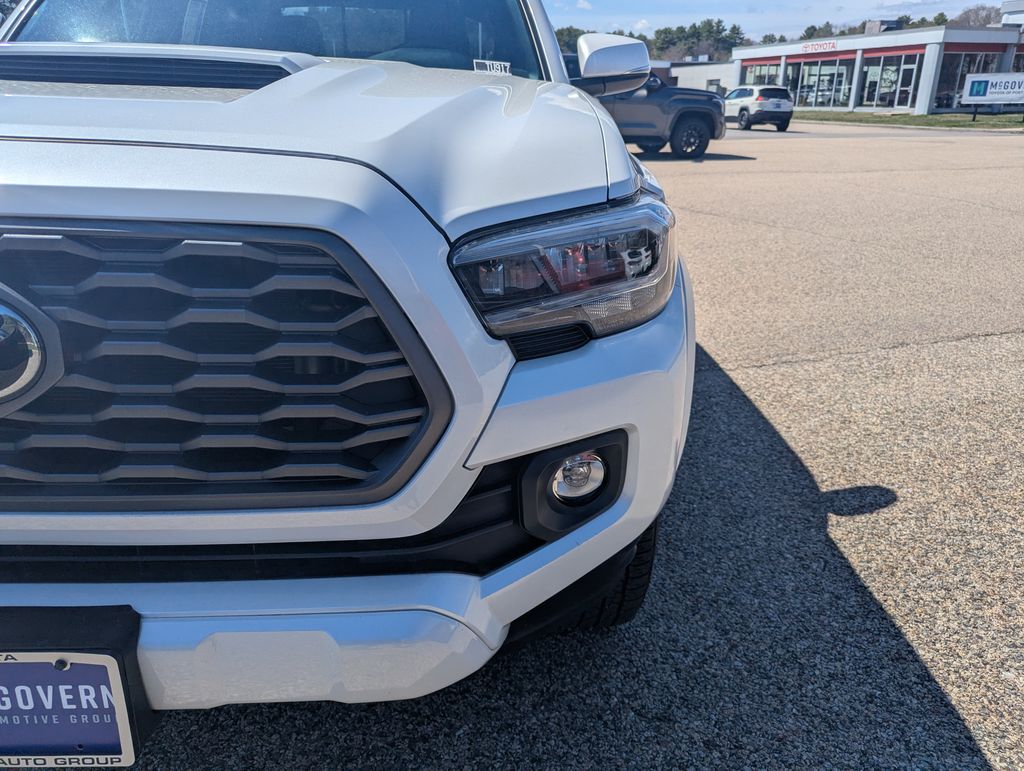 2023 Toyota Tacoma TRD Sport - Photo 11