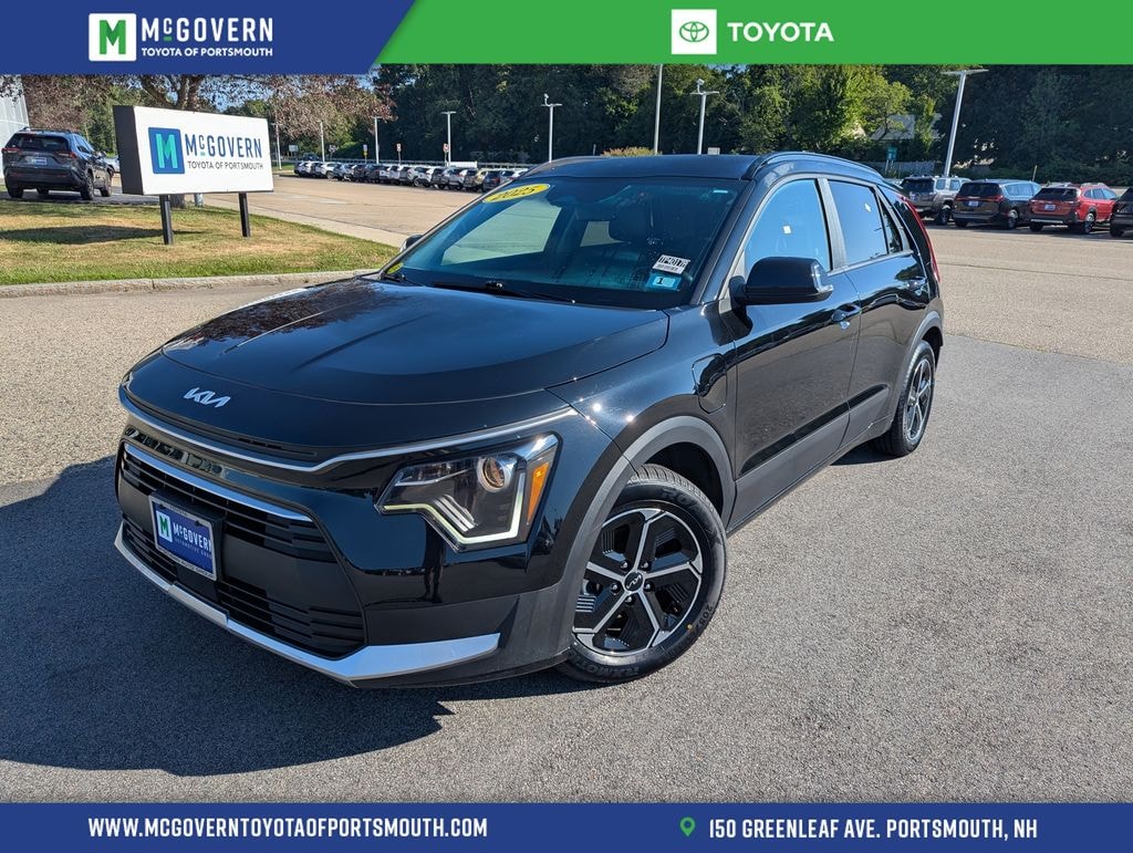 Used 2025 Kia Niro Plug-In Hybrid EX SUV