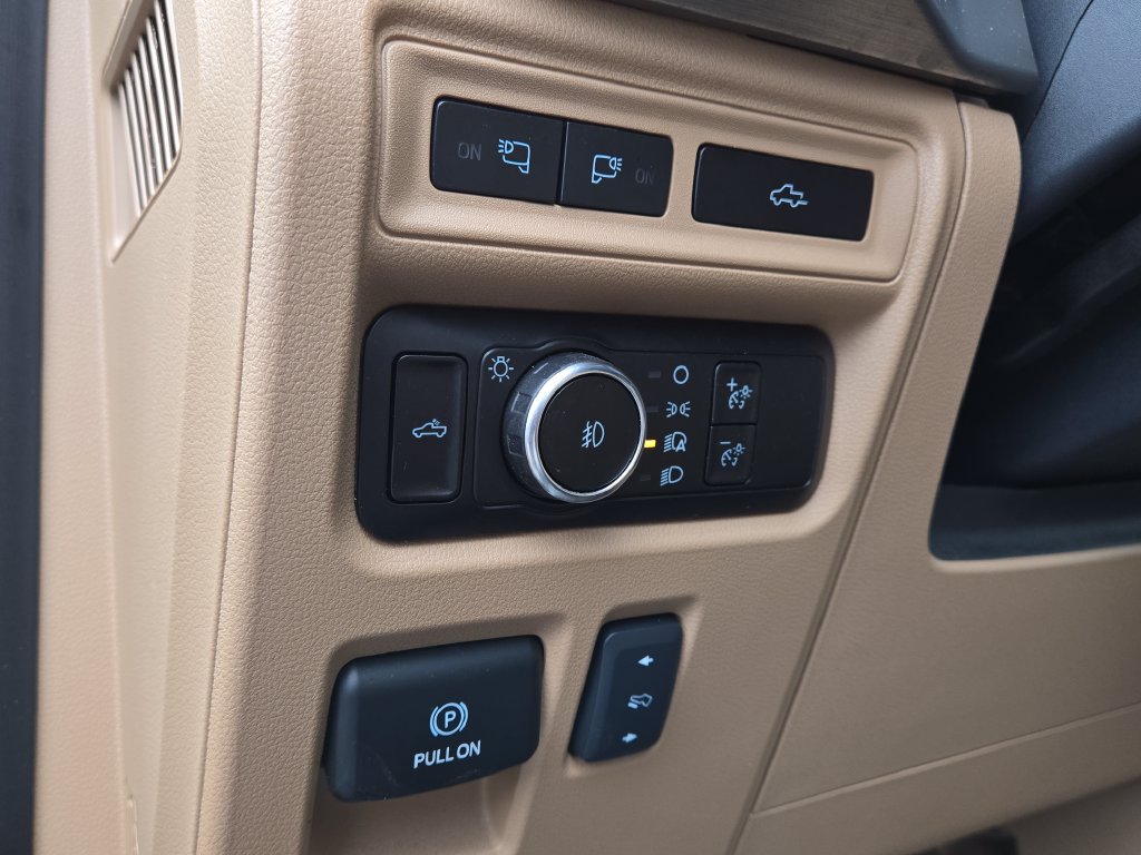 2023 Ford F-150 Lariat - Photo 23