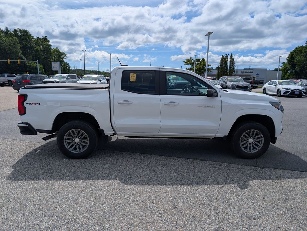 2024 Chevrolet Colorado LT - Photo 7