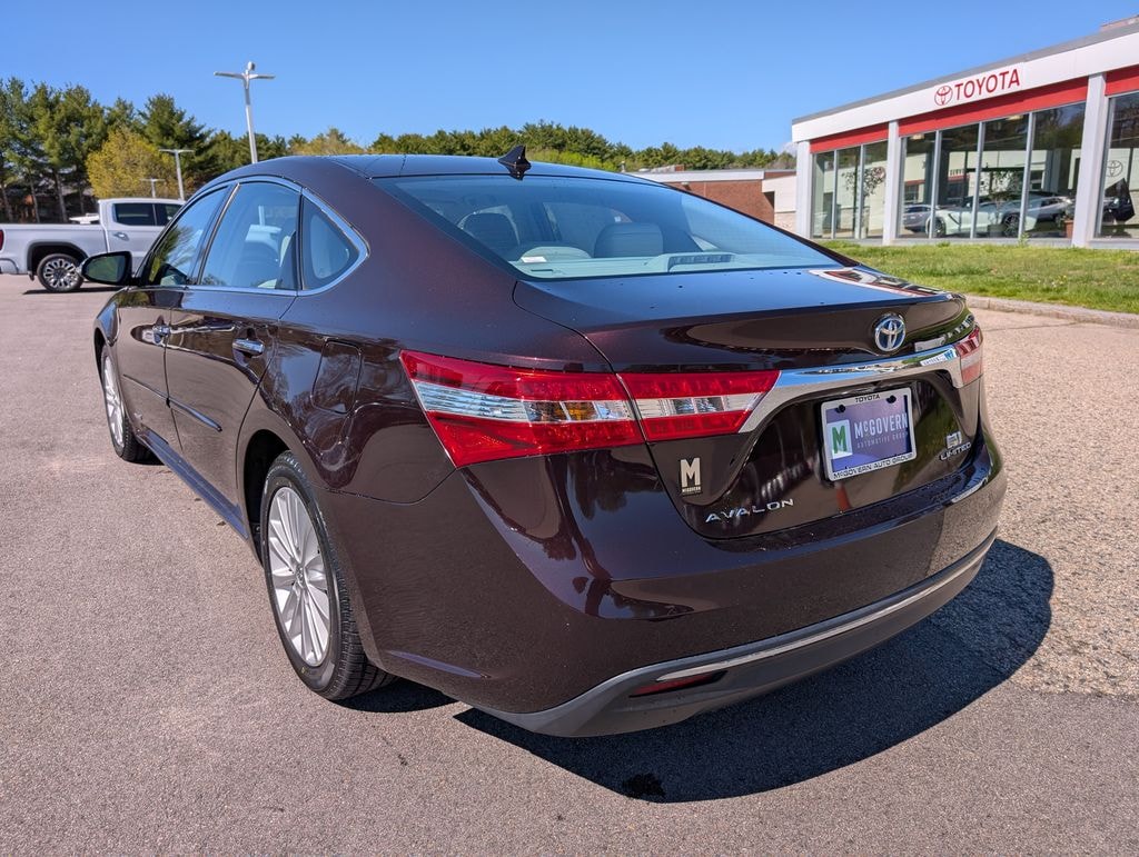 Used 2014 Toyota Avalon Hybrid Limited Sedan