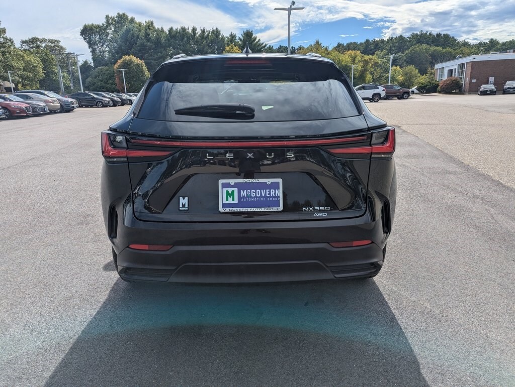 2022 Lexus NX 350 photo 4