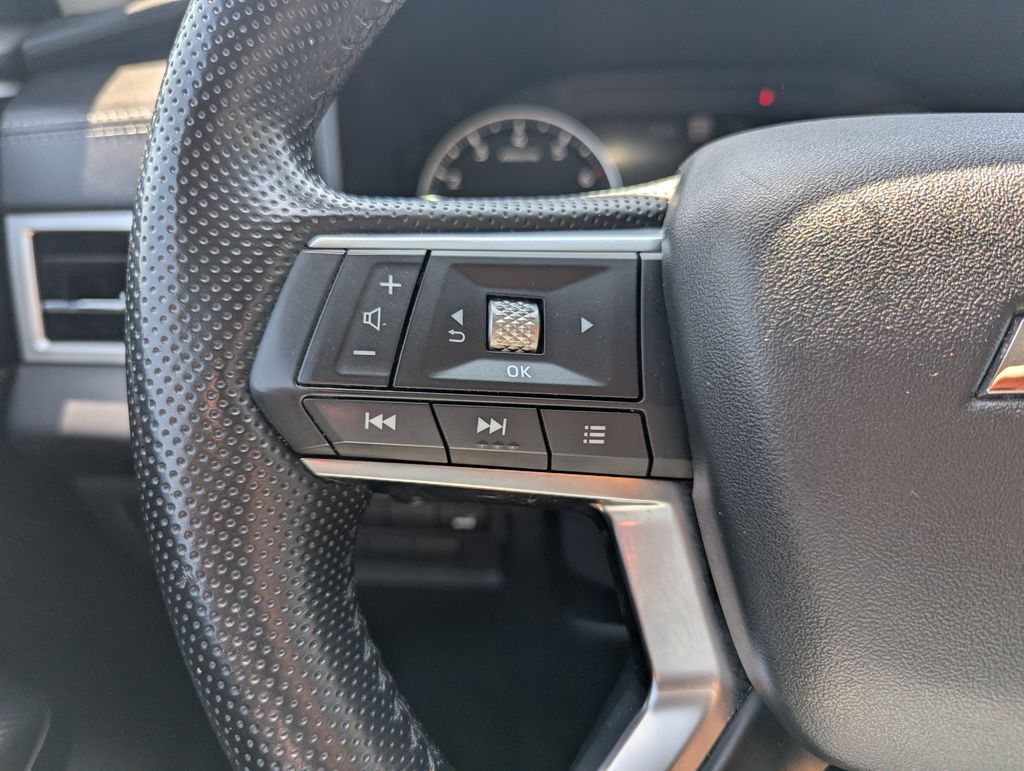 2024 Mitsubishi Outlander SE - Photo 24