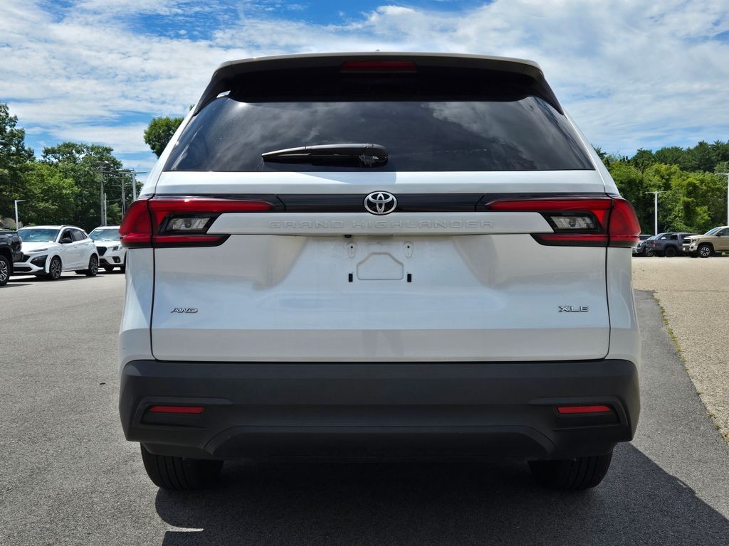 Used 2025 Toyota Grand Highlander XLE SUV