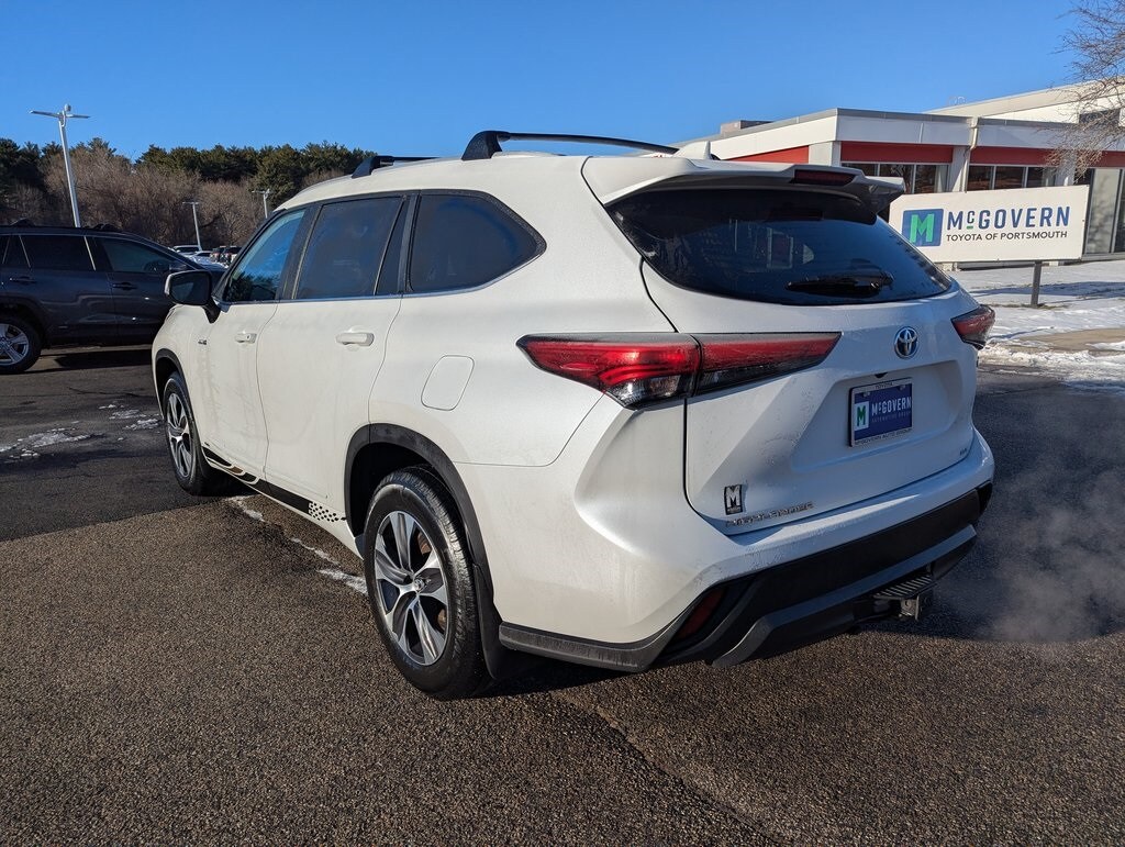 Used 2023 Toyota Highlander Hybrid XLE SUV