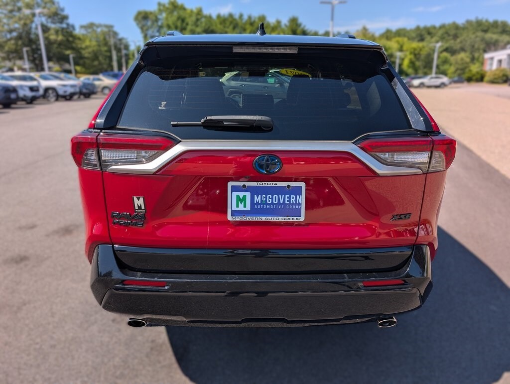 2021 Toyota RAV4 Prime XSE photo 4