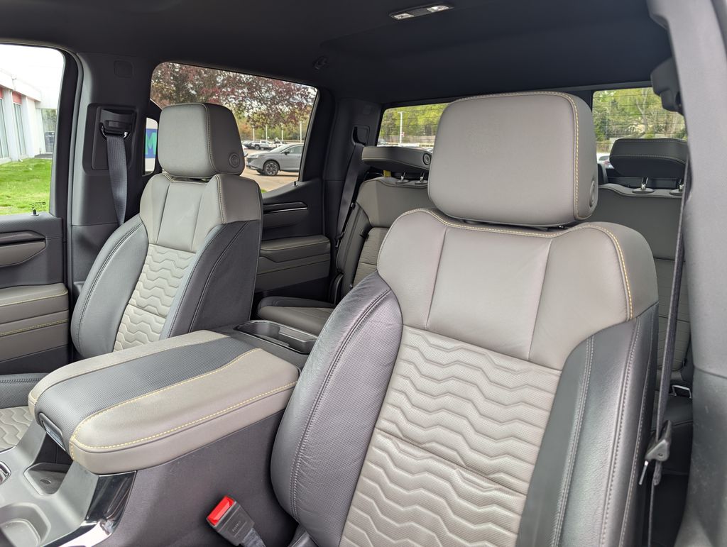 2024 Chevrolet Silverado 1500 ZR2 - Photo 20