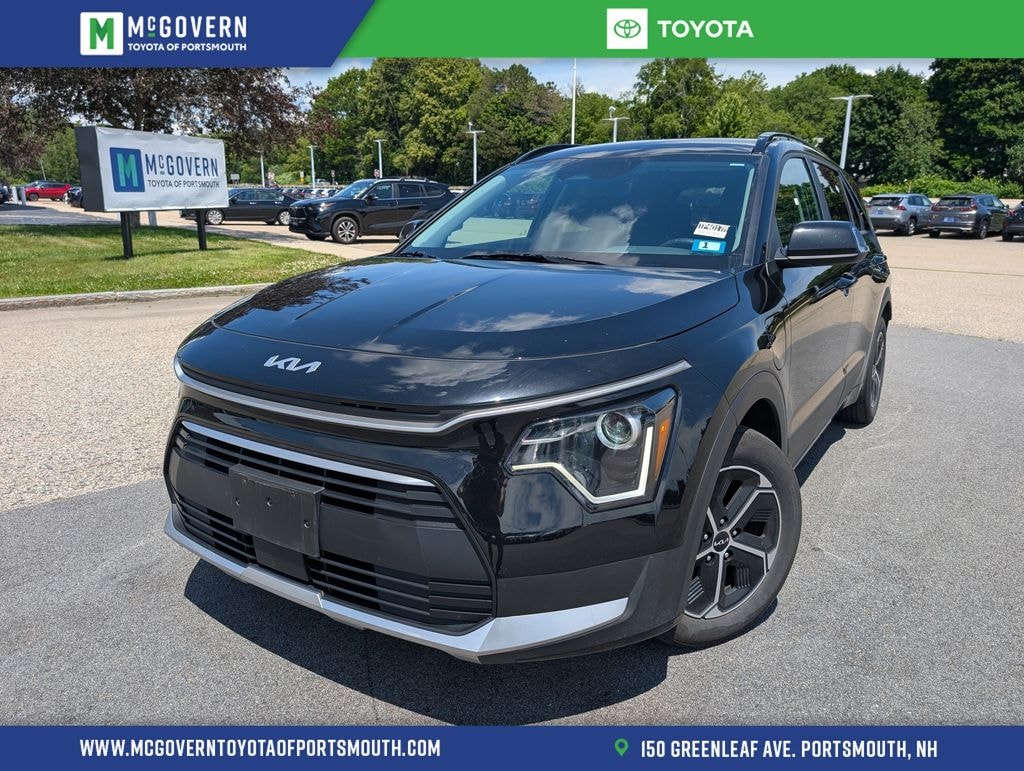 Used 2025 Kia Niro Plug-In Hybrid EX SUV