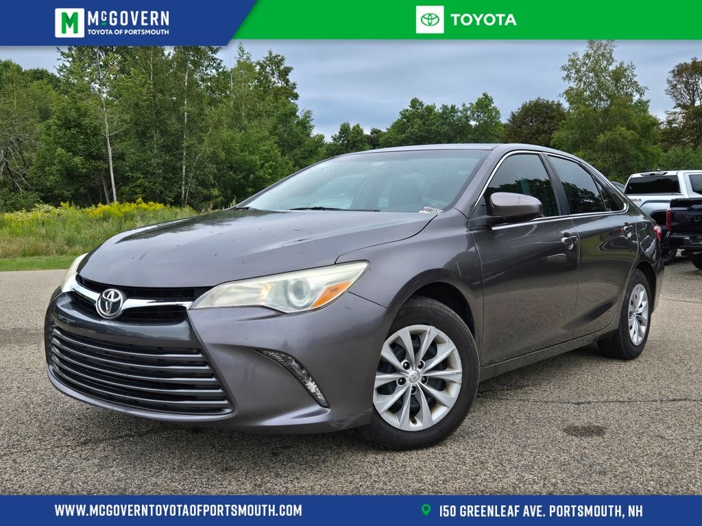 Used 2015 Toyota Camry LE Sedan