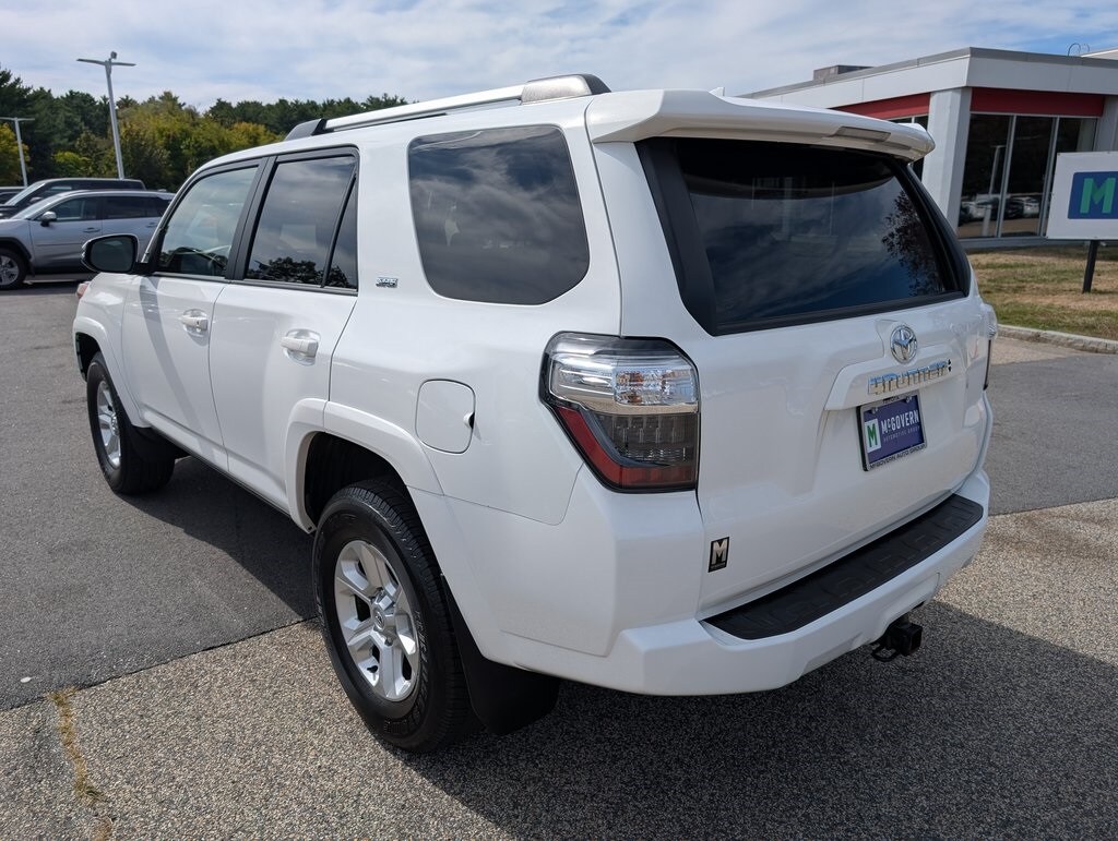 2023 Toyota 4Runner SR5 Premium photo 3