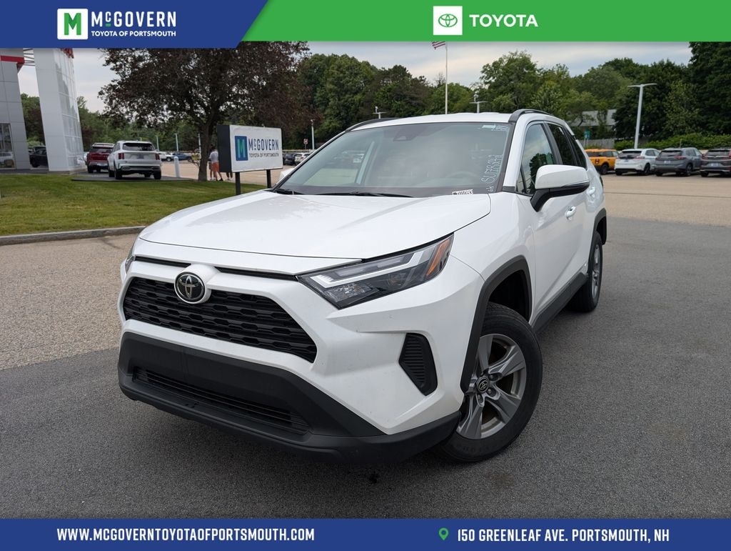 Used 2025 Toyota RAV4 Hybrid XLE SUV