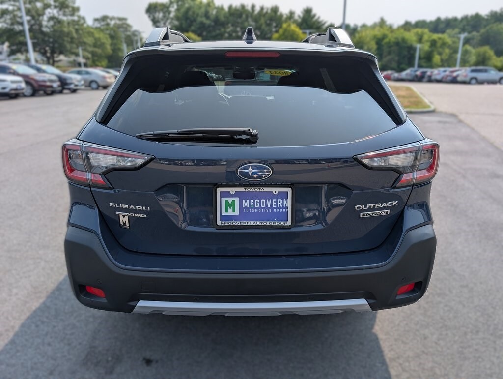2024 Subaru Outback Touring photo 3