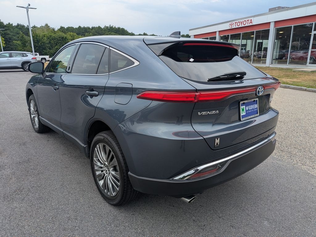 Used 2022 Toyota Venza Limited SUV