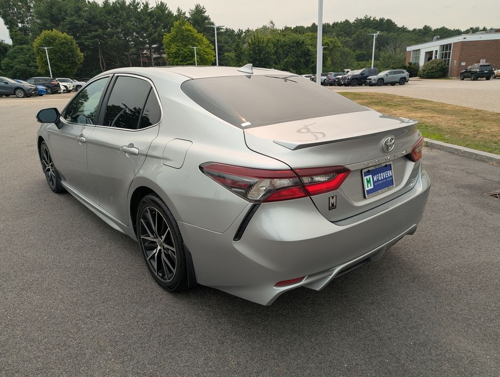 Used 2023 Toyota Camry SE Sedan