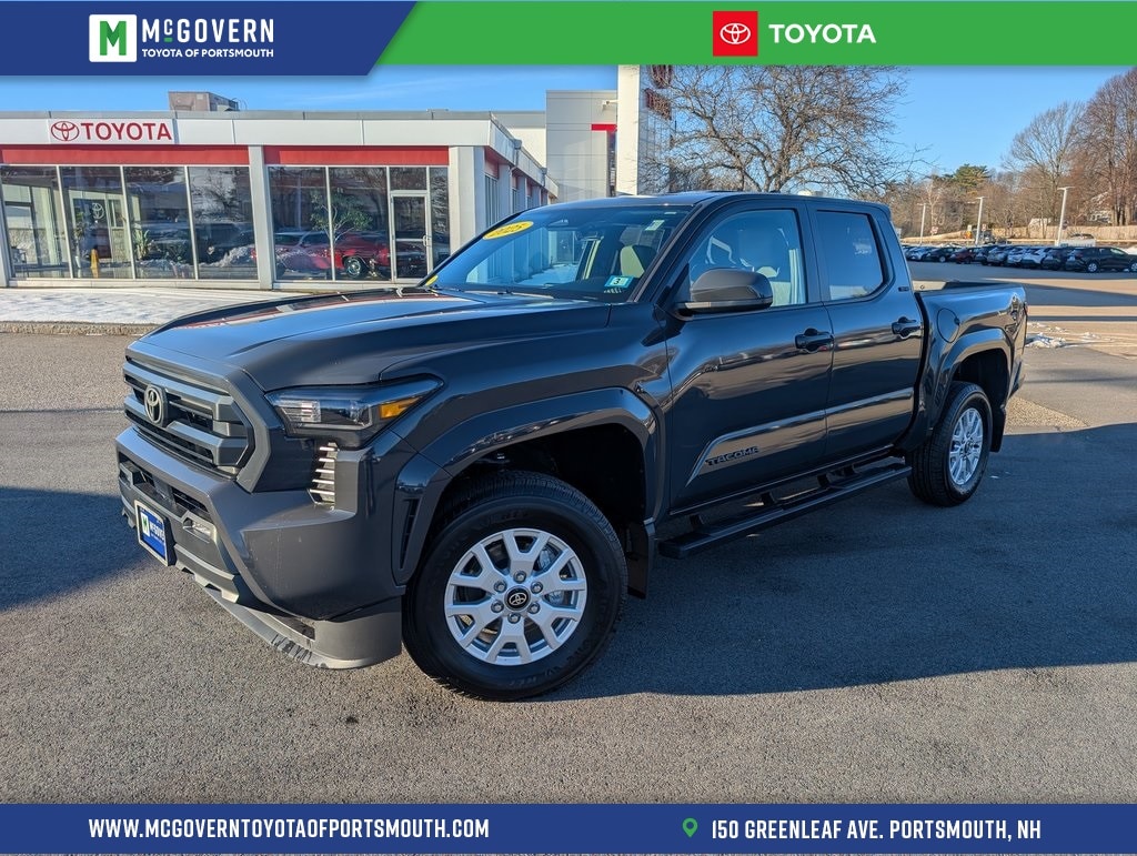 2025 Toyota Tacoma SR5's photo