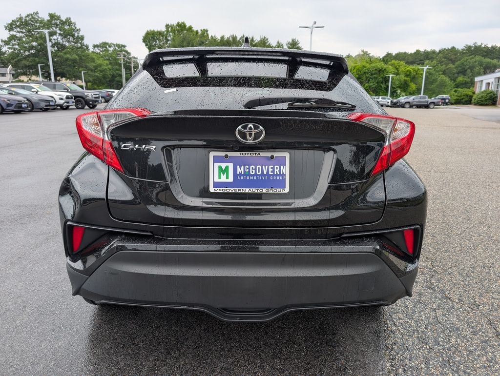 Used 2022 Toyota C-HR XLE SUV
