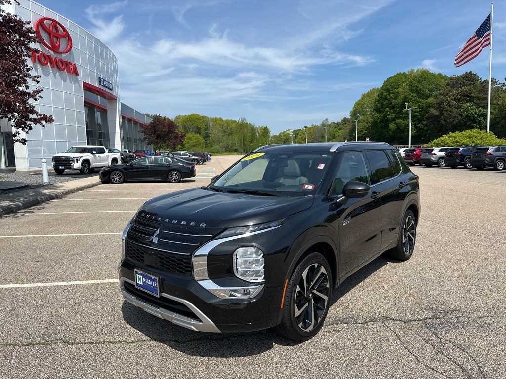 Used 2024 Mitsubishi Outlander Plug-in Hybrid SEL with VIN JA4T5WA94RZ021094 for sale in Portsmouth, NH