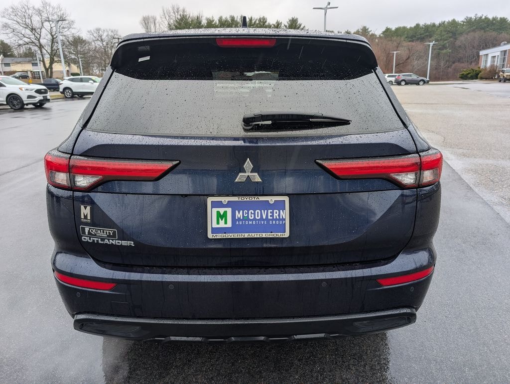 Used 2022 Mitsubishi Outlander SE SUV