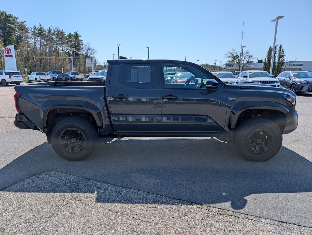 2024 Toyota Tacoma TRD Pro - Photo 7