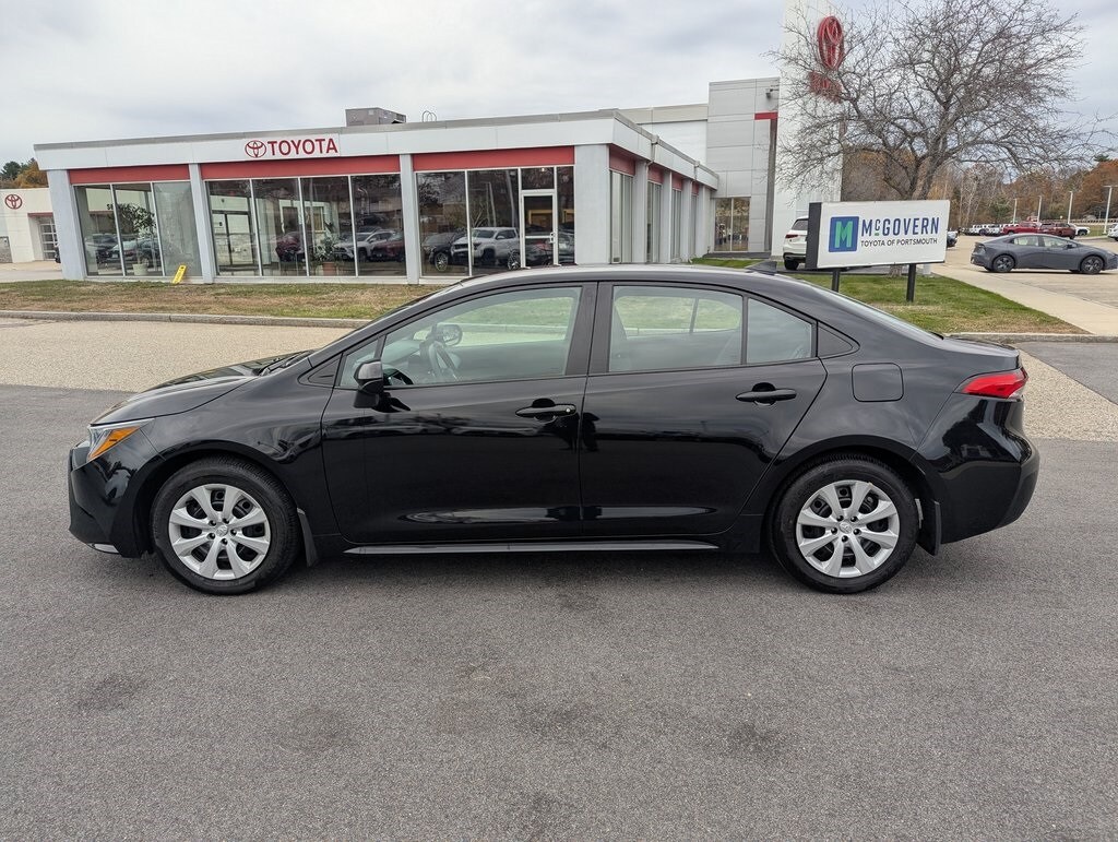 Used 2024 Toyota Corolla LE Sedan
