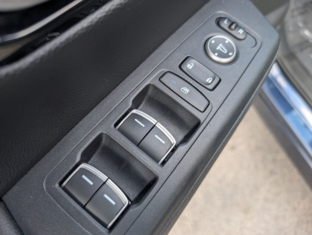2023 Honda CR-V EX-L - Photo 16